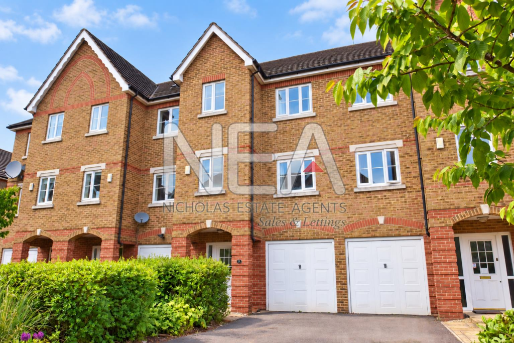 House in Reading - More
