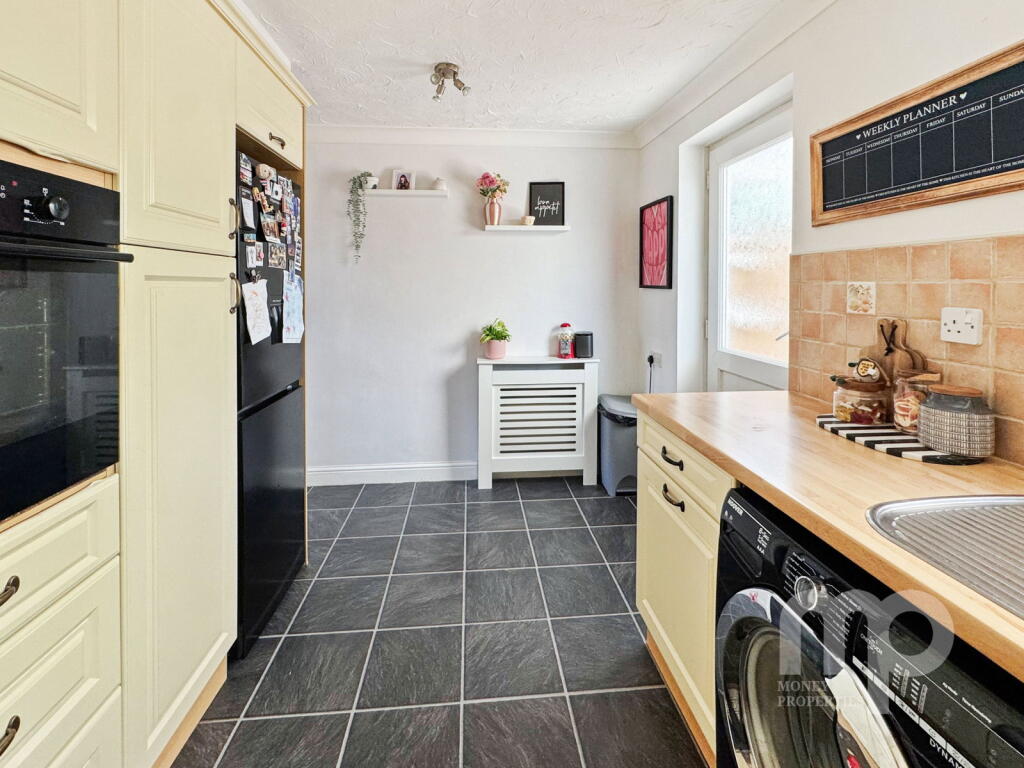 House in South Norfolk, Wymondham - More