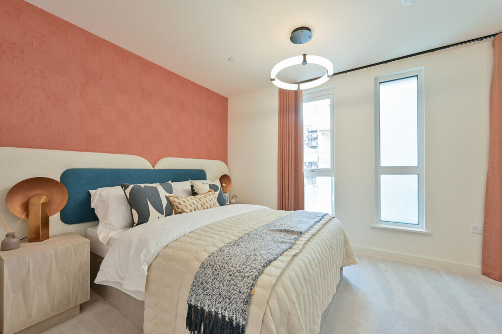 Apartment in Harrow - View 5