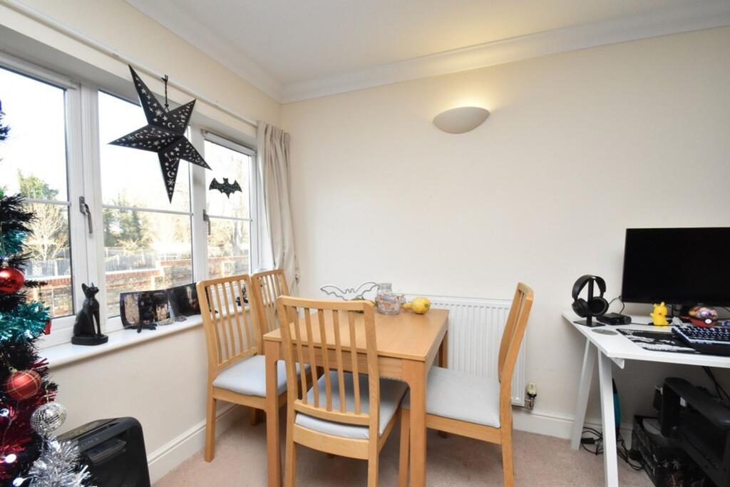 Station Approach, Somersham, PE28 photo 4