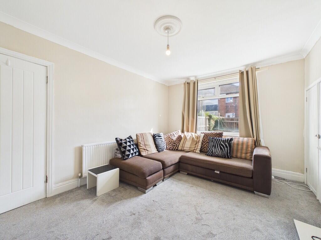 Apartment in Newcastle upon Tyne - View 4