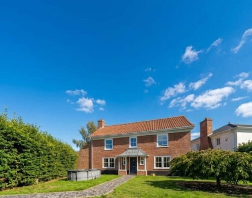Main image of property: 2, Langton Grove, Eye, IP237BF