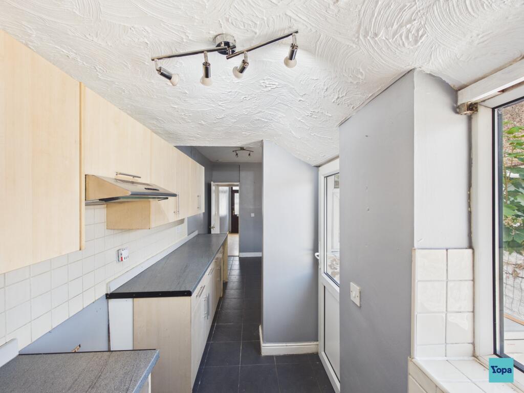 House in Stoke-on-Trent - View 2