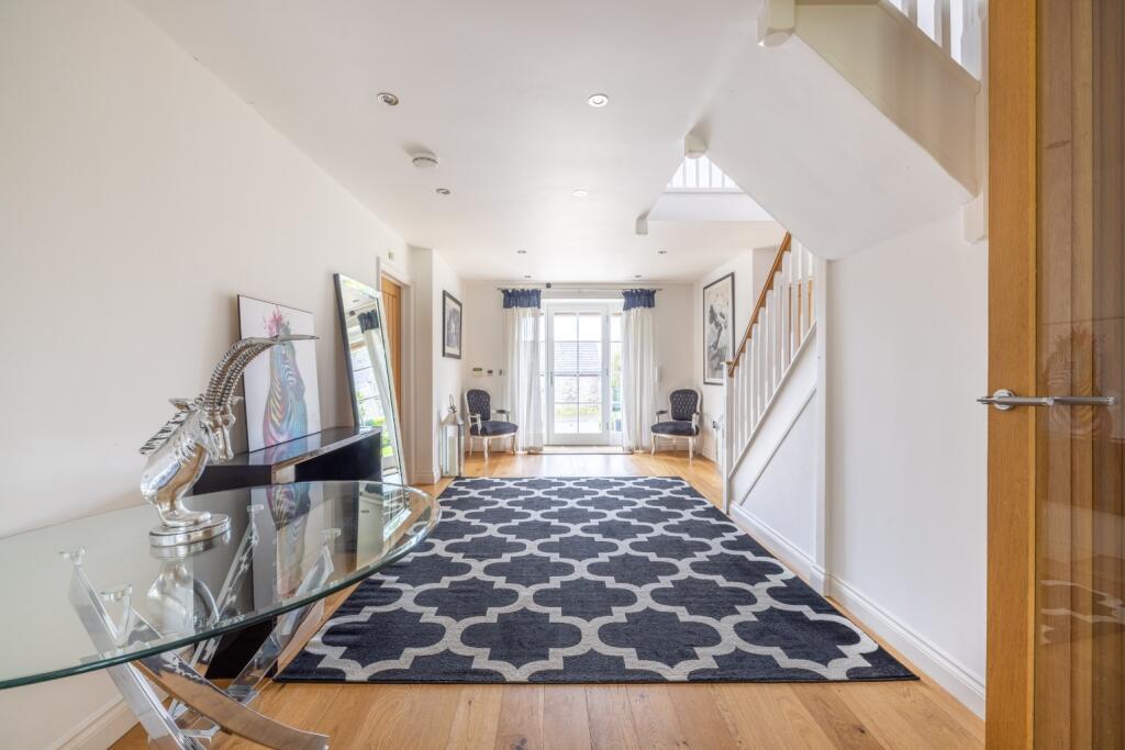 House in Bath - View 5