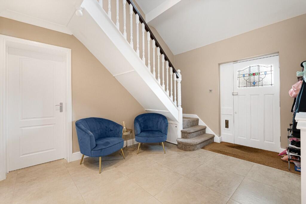 House in Southend-on-Sea - View 5