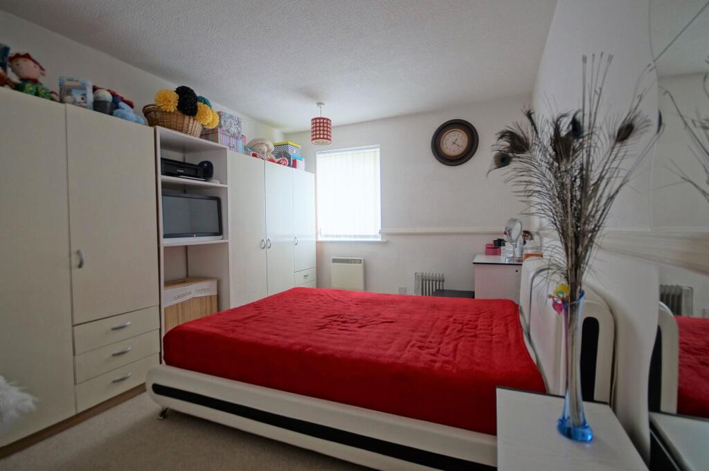Apartment in Arun, Bognor Regis - View 4