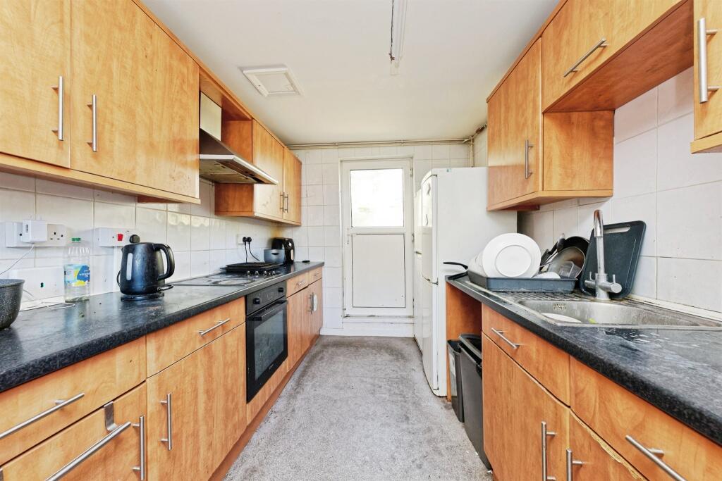 House in Canterbury - View 5