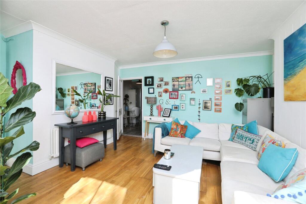 Apartment in Maidstone, Kent - View 6