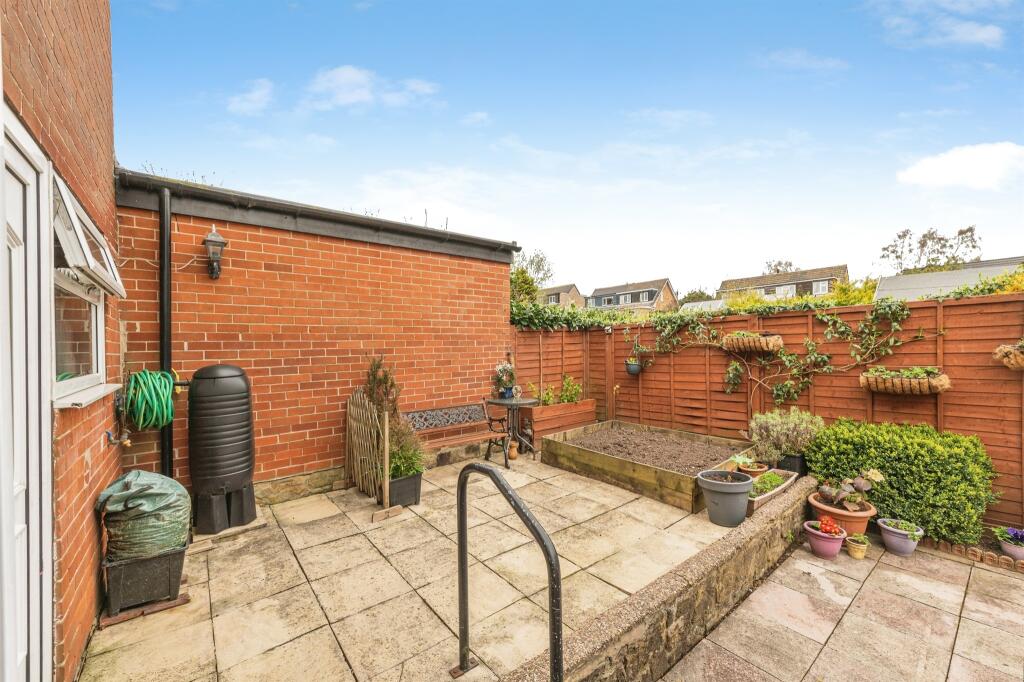House in Holmfirth, Kirkroyds, Wooldale - View 4