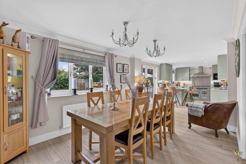 House in Swindon - View 4