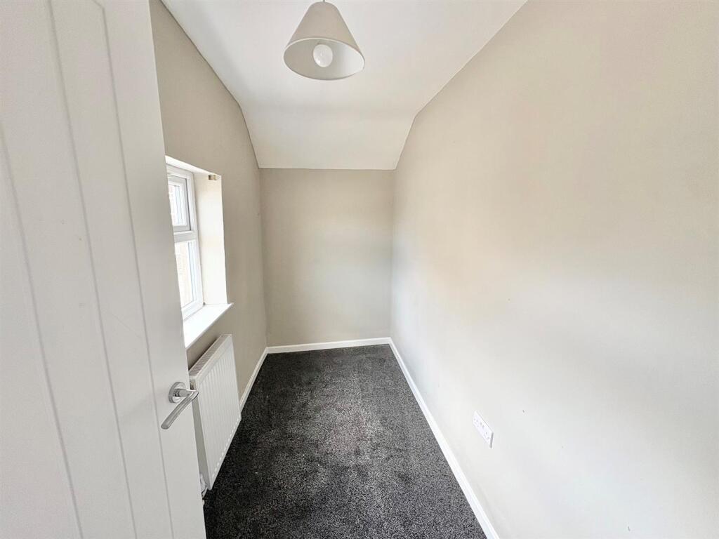 House in Wigan, Hindley Green - View 2