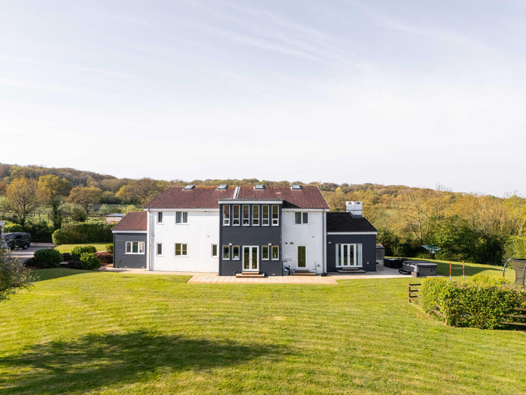 Main image of property: Little Sunnyhaye, Sanctuary Lane, Woodbury, EX5