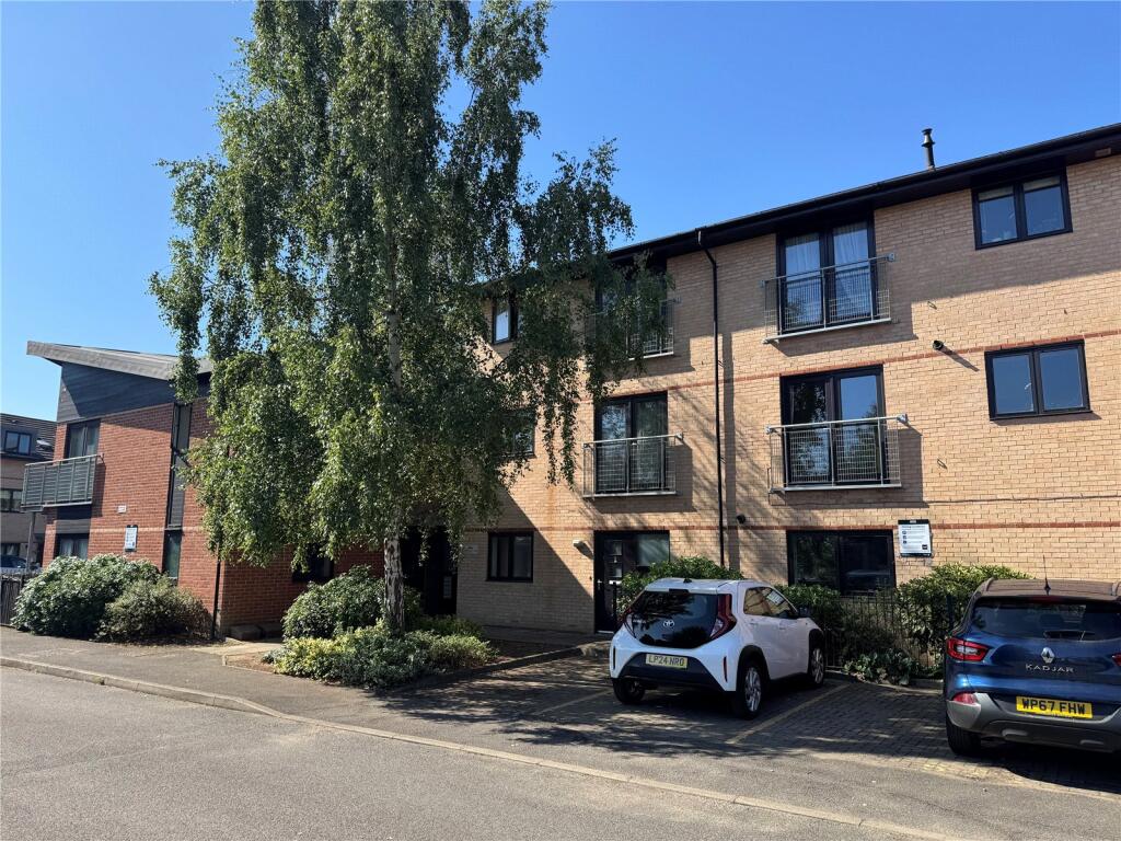 Main image of property: Vanquish Close, Twickenham, TW2