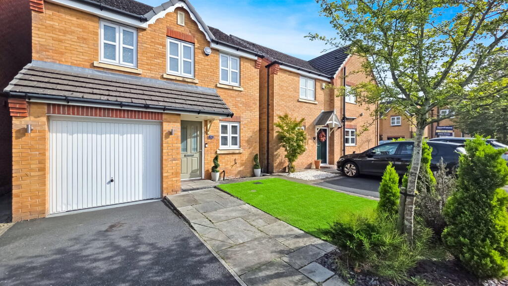 Thorncroft Avenue, Astley M29 7TG photo 2