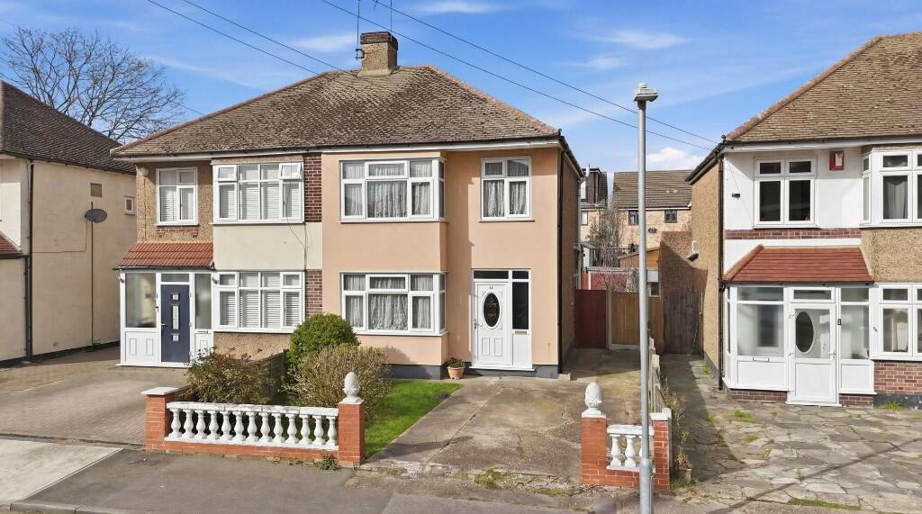 Main image of property: STANFORD GARDENS, Aveley
