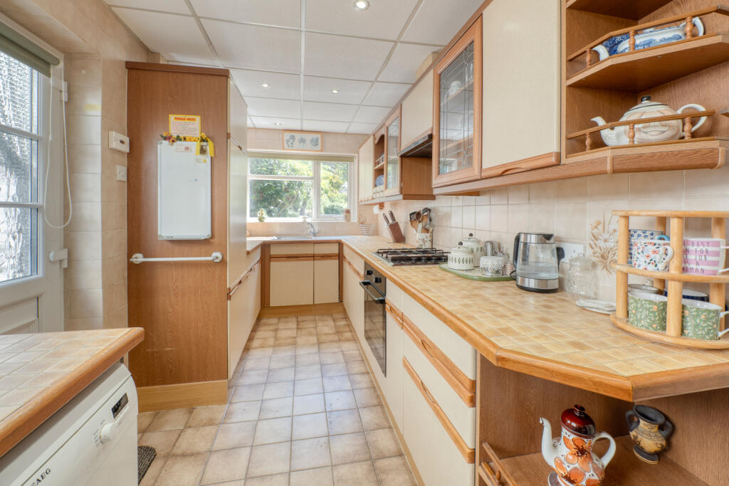 House in Kingston upon Thames - View 4