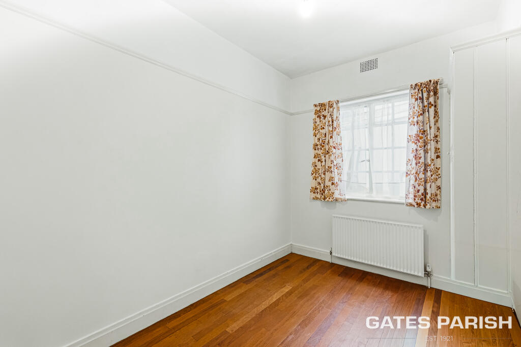 House in Romford - View 5