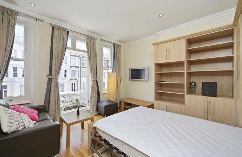 Apartment in London - View 5
