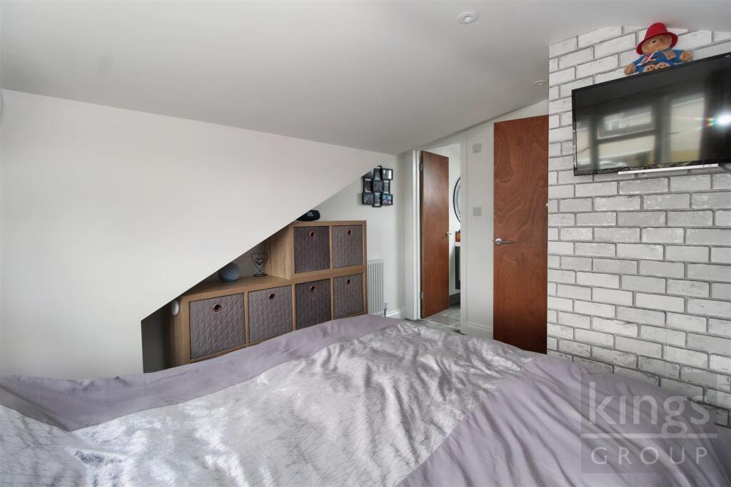 House in Enfield - More