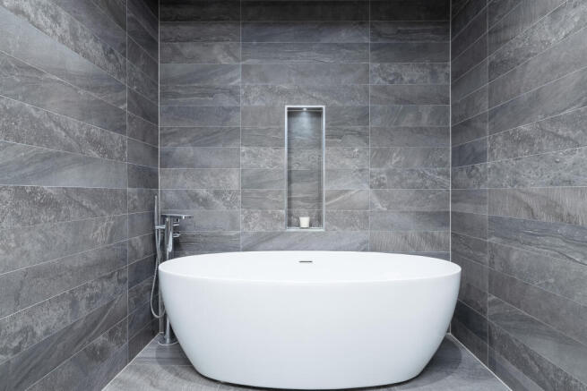 Freestanding Egg Bath