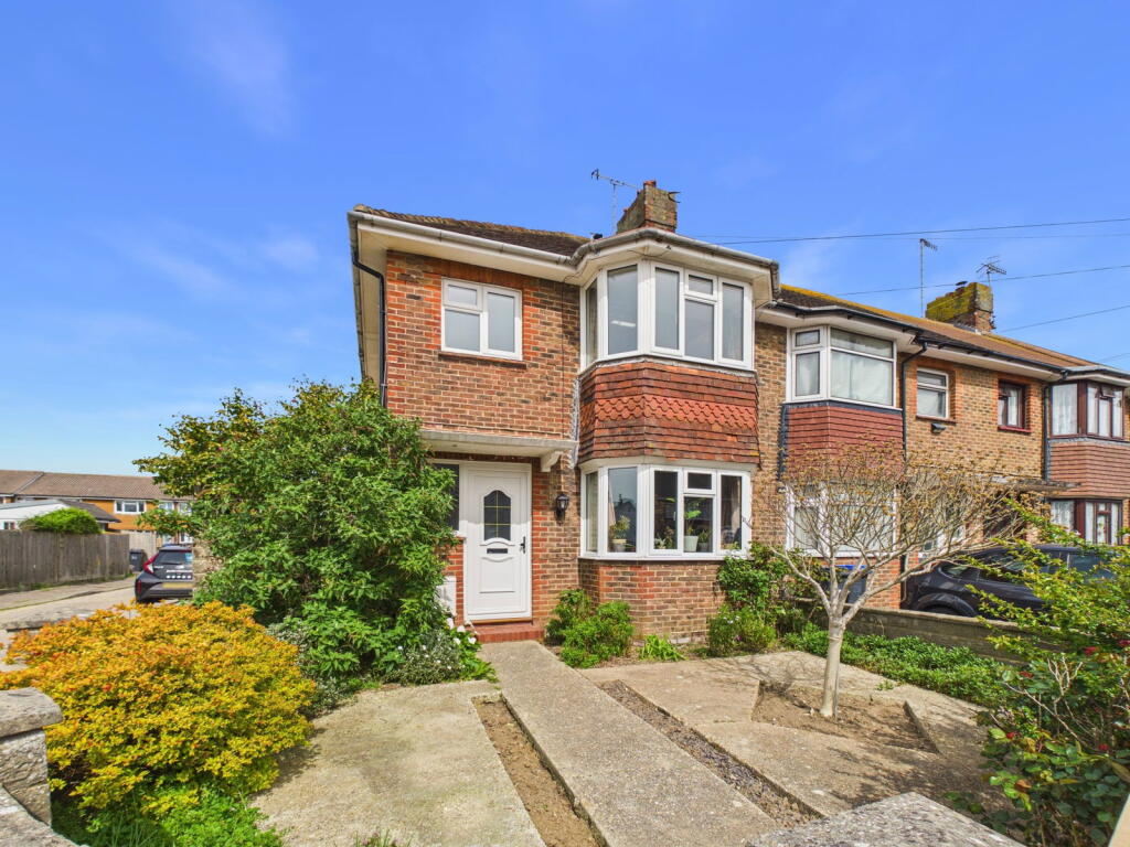 Main image of property: Guildford Road, Worthing, BN14 7LL