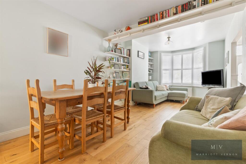 House in London - View 5