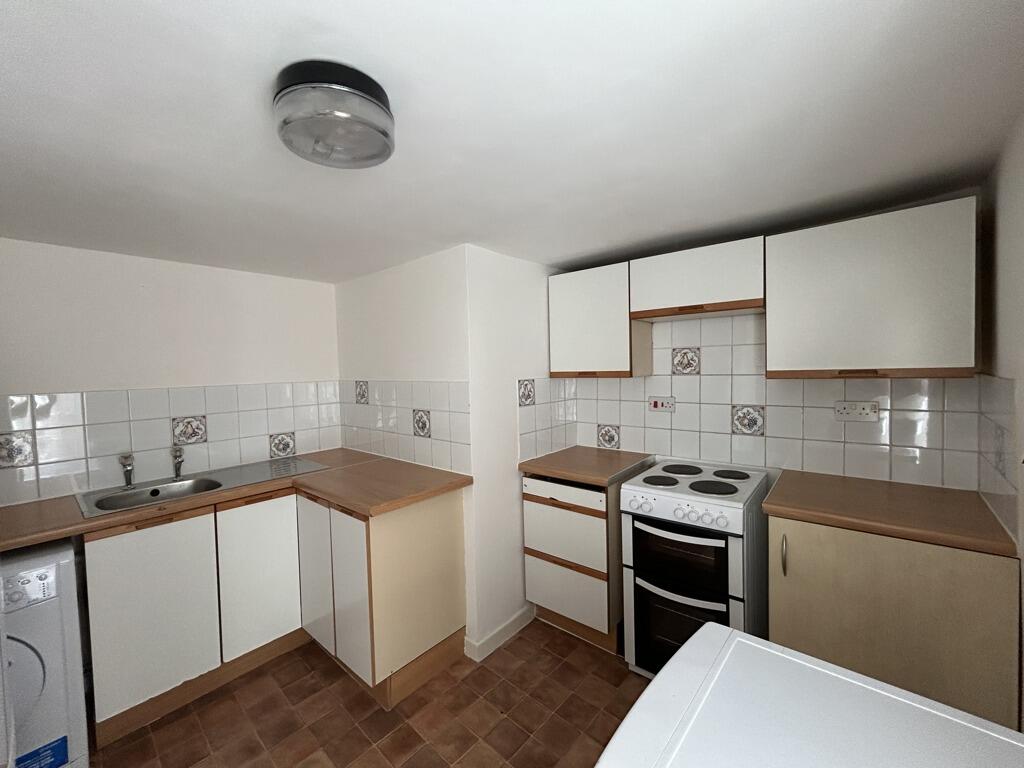 Flat 2 Kitchen