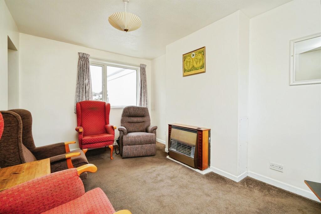 House in South Oxfordshire, Ladygrove, Didcot - View 3