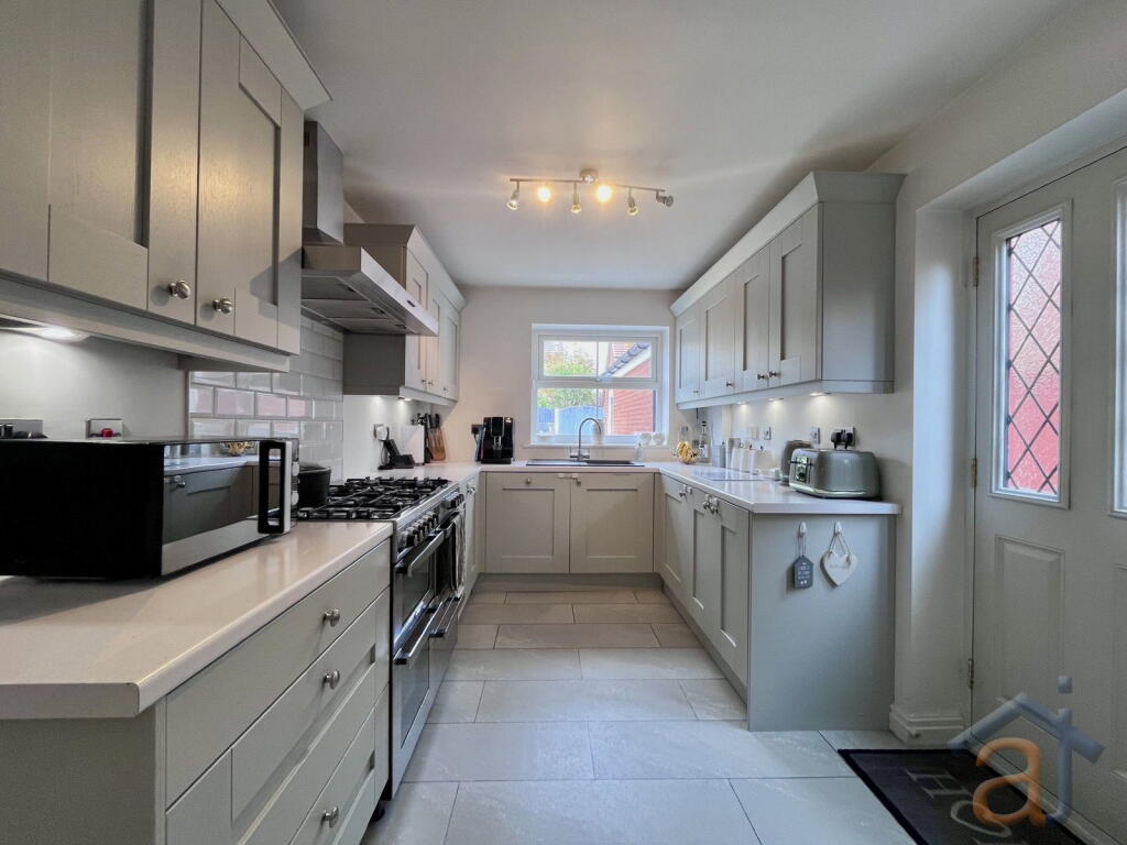 House in Preston - View 5