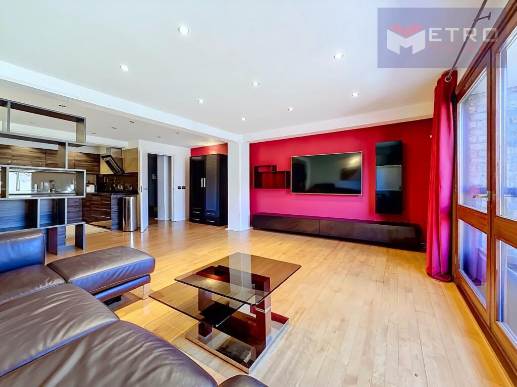 Main image of property: New Crane Wharf, Wapping, London, E1W
