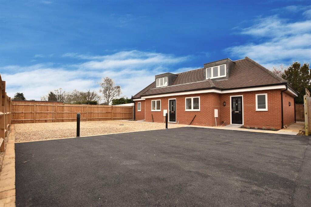 Main image of property: Brighton Road, Redhill, Surrey, RH1