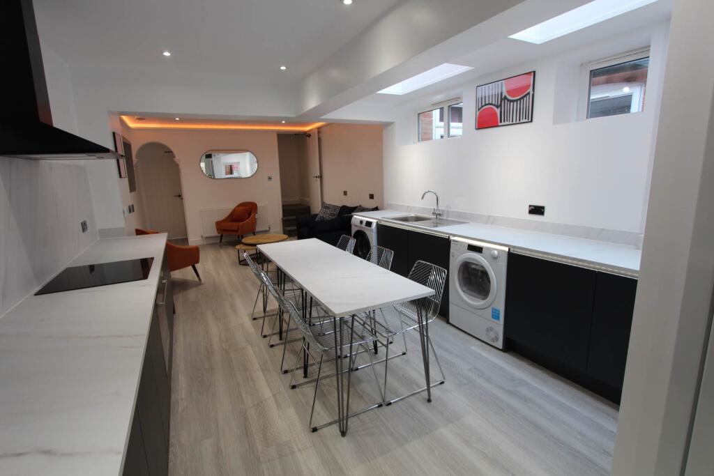 House in Leicester - View 3