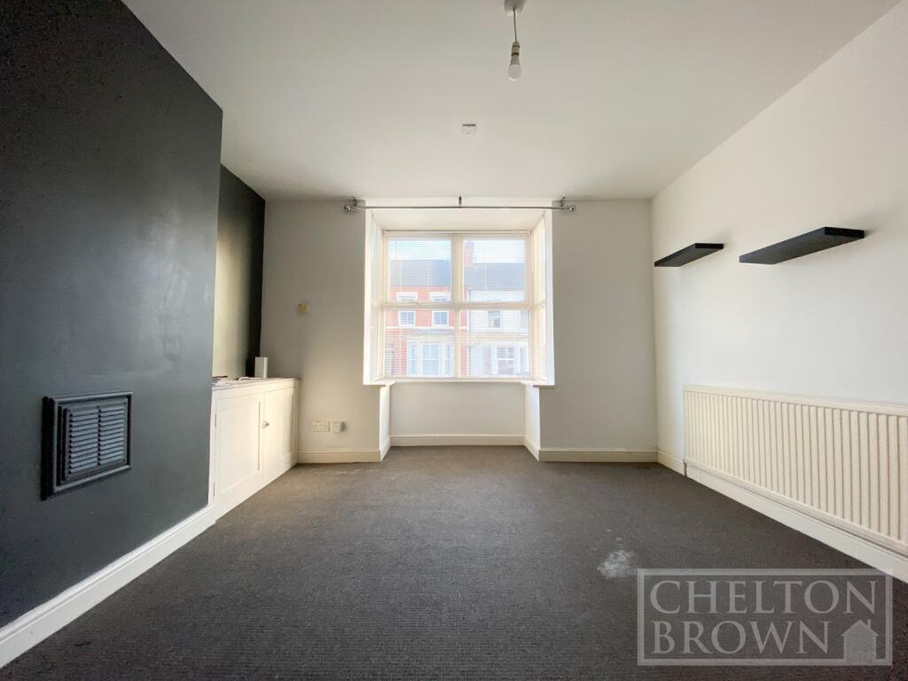 Balmoral Road, Northampton, Northamptonshire, NN2 - View 4