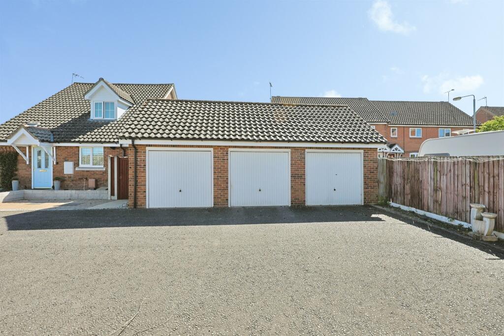 Oakleigh Drive, Swaffham - View 2