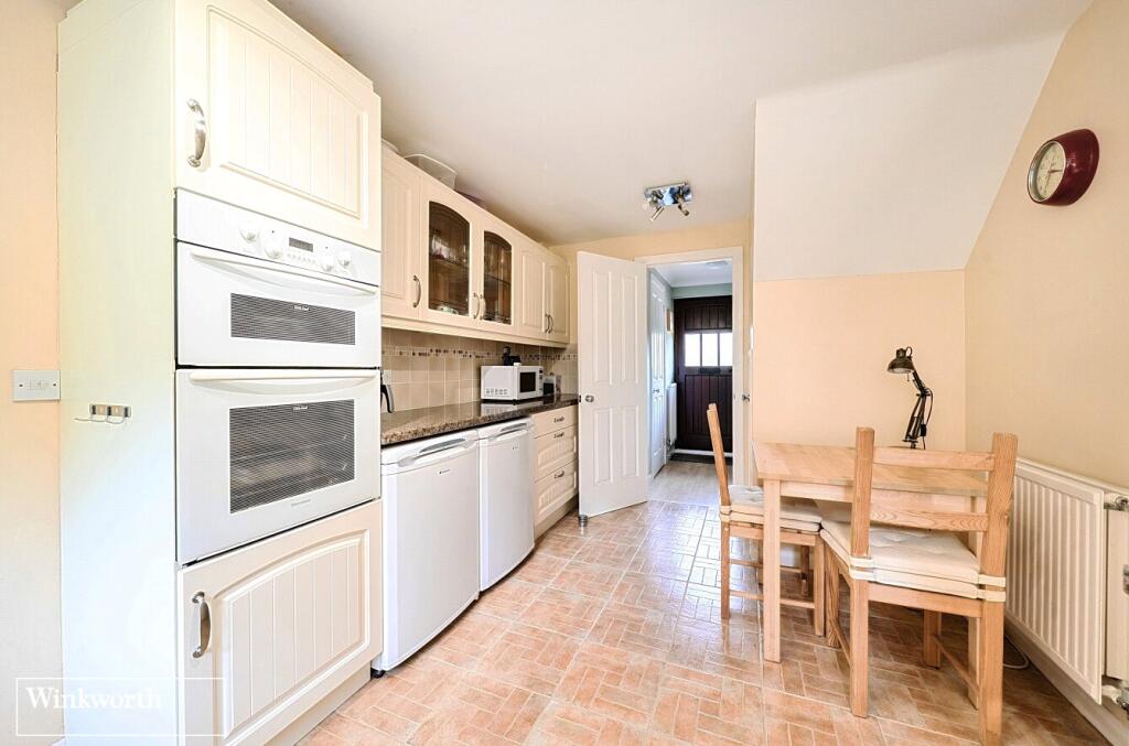 Holmes Close, Basingstoke, Hampshire, RG22 - More