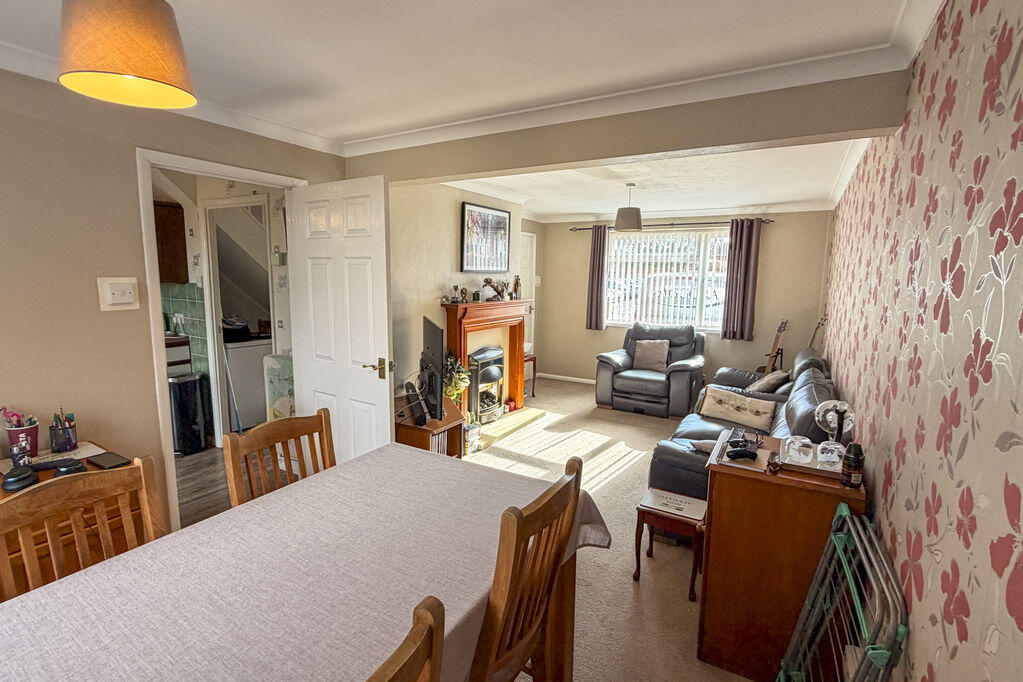 House in Taunton - View 5