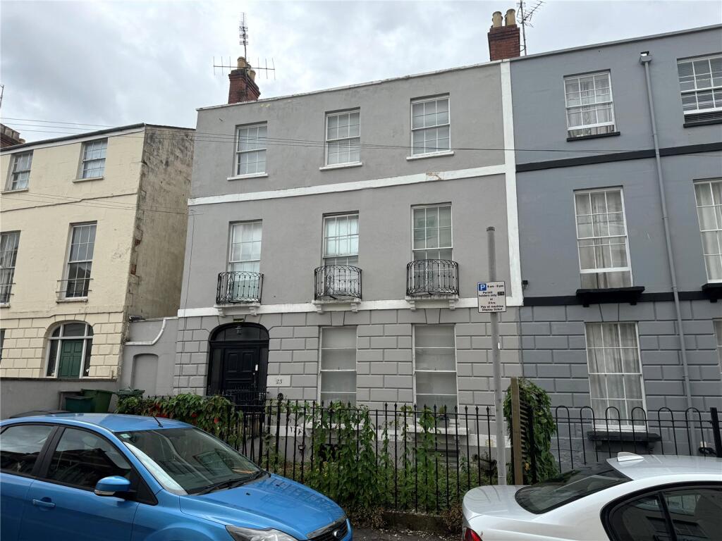 Main image of property: Grosvenor Street, Cheltenham, Gloucestershire, GL52