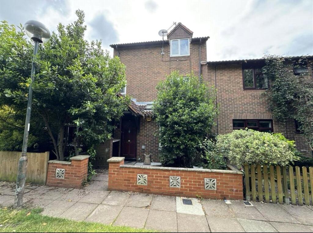 Main image of property: Starling Walk, Hampton, TW12