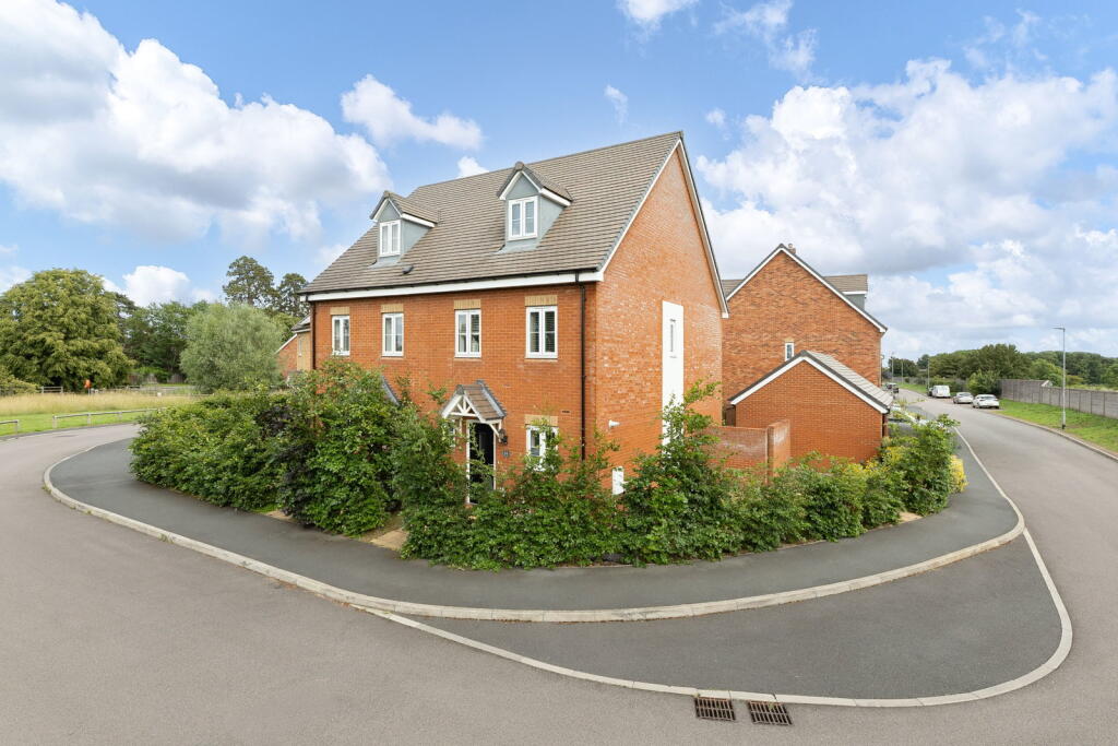 Main image of property: Gardener Crescent, Fenstanton, HUNTINGDON, PE28 9PN