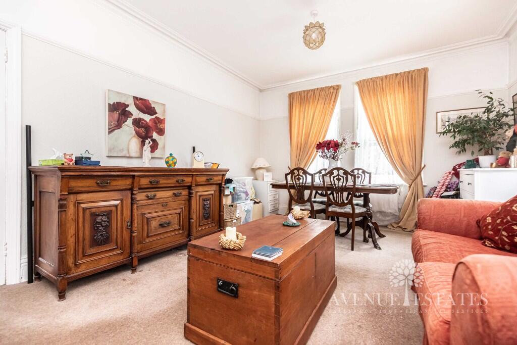Apartment in Christchurch, Pokesdown, Bournemouth - View 3