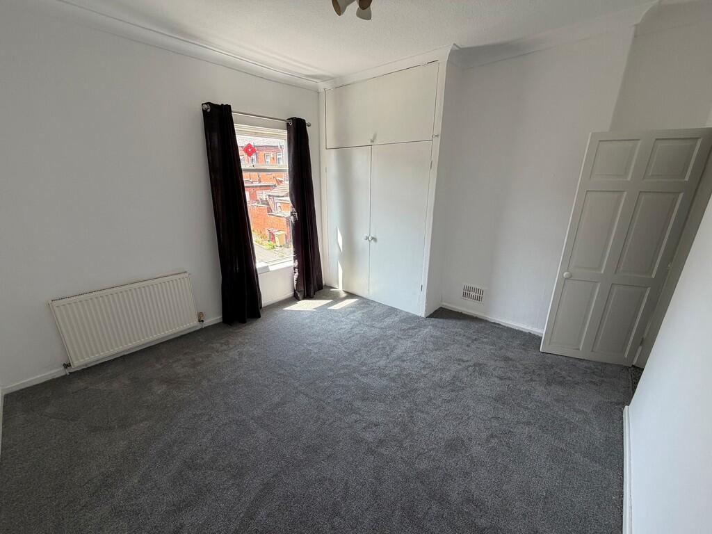 House in Bolton, Moses Gate - More