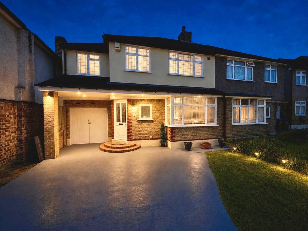 Main image of property: Fen Grove, Sidcup, DA15