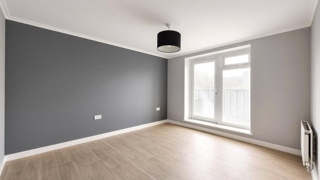 Apartment in Thurrock, Essex - View 4