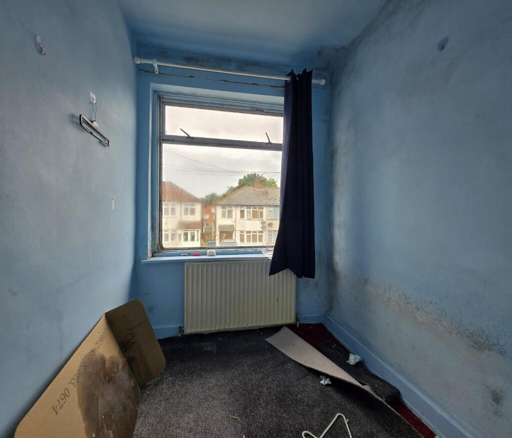 House in London - View 5