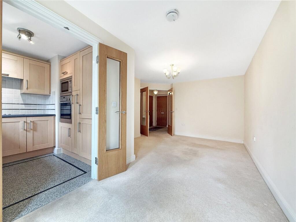 Apartment in Stockton-on-Tees, Nunthorpe - View 3