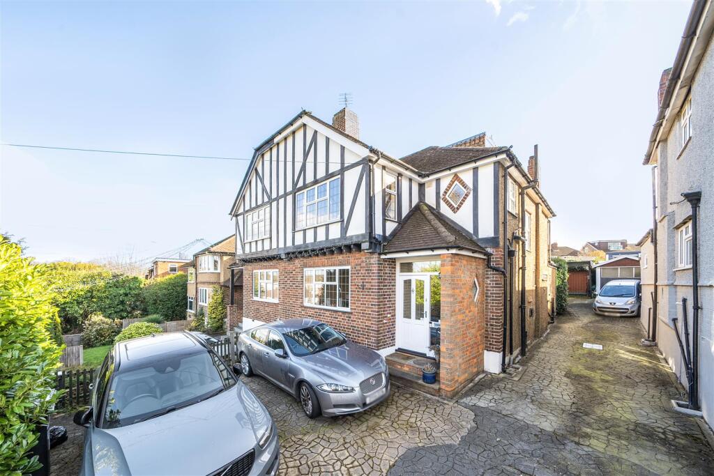 Main image of property: Baldwins Lane, Croxley Green, Rickmansworth