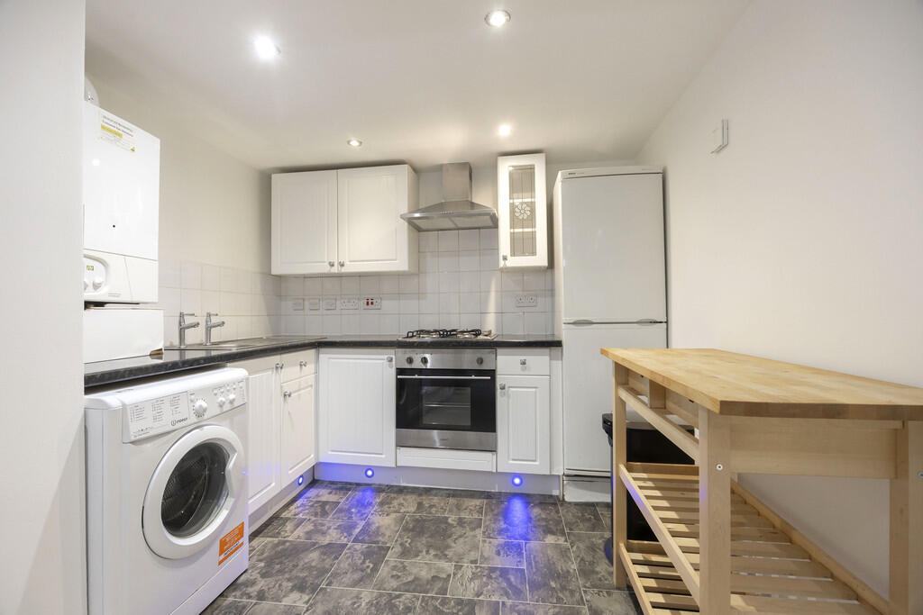 Main image of property: Gloucester Place, Cheltenham GL52 2RJ