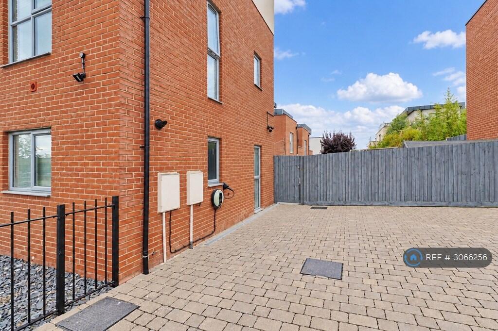 House in Chelmsford - View 4