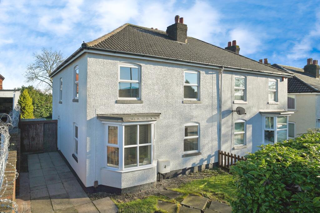 Main image of property: GLENAVON road, Birmingham, B14