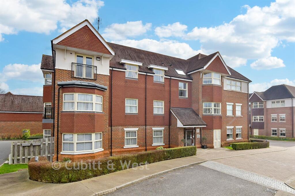 Main image of property: Durrants Drive, Faygate, Horsham, West Sussex